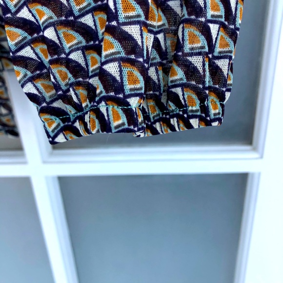 Esprit sheer blouse. - Picture 3 of 7